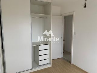 Apartamento Para Alugar com 3 quartos sendo 1 suítes no bairro Santa Mônica em Feira De Santana