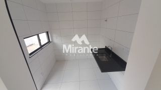 Casa de Condomínio Para Vender com 3 quartos sendo 1 suítes no bairro Registro em Feira De Santana