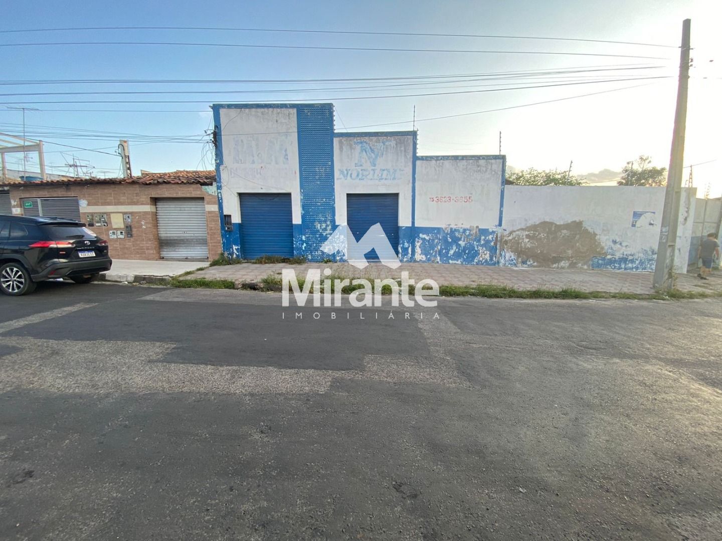 Galpão / Depósito / Armazém Para Vender no bairro Centro em Feira De Santana