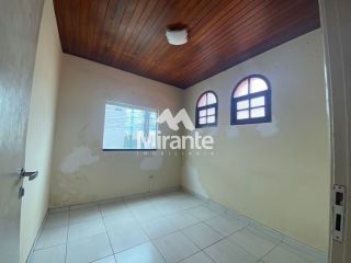 Casa Para Vender no bairro Centro em Feira De Santana