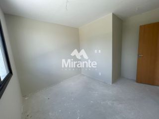 Casa de Condomínio Para Vender com 4 quartos sendo 2 suítes no bairro Lagoa Salgada em Feira De Santana