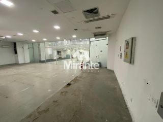Prédio / Edifício Inteiro Comercial Para Alugar no bairro São João em Feira De Santana