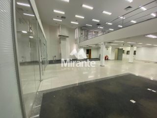 Prédio / Edifício Inteiro Comercial Para Alugar no bairro São João em Feira De Santana