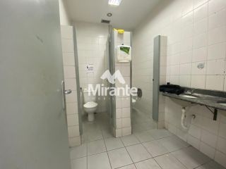 Prédio / Edifício Inteiro Comercial Para Alugar no bairro São João em Feira De Santana