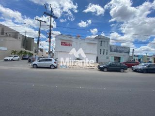 Prédio / Edifício Inteiro Comercial Para Alugar no bairro São João em Feira De Santana