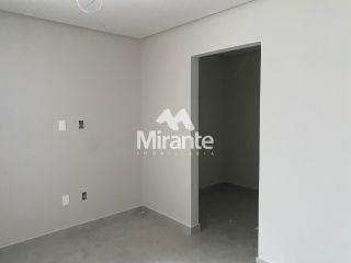 Casa Para Vender com 3 quartos sendo 1 suítes no bairro Sim em Feira De Santana