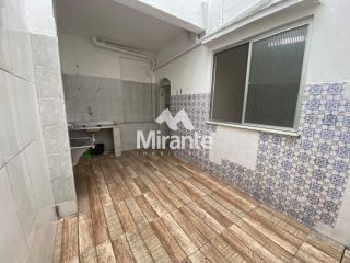 Casa Para Vender com 4 quartos no bairro Centro em Feira De Santana