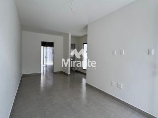 Casa Para Vender com 2 quartos sendo 1 suítes no bairro Pampalona em Feira De Santana