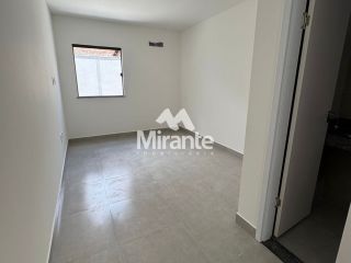 Casa Para Vender com 2 quartos sendo 1 suítes no bairro Pampalona em Feira De Santana