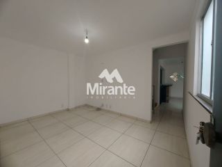 Casa Para Alugar com 4 quartos no bairro Brasília em Feira De Santana