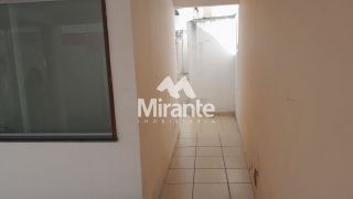 Casa Para Alugar com 2 quartos sendo 1 suíte no bairro Centro em Feira De Santana