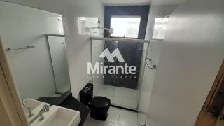 Casa Para Alugar com 2 quartos sendo 1 suíte no bairro Centro em Feira De Santana