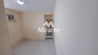 Casa Para Alugar com 2 quartos sendo 1 suíte no bairro Centro em Feira De Santana