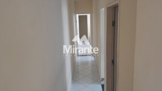 Casa Para Alugar com 2 quartos sendo 1 suíte no bairro Centro em Feira De Santana