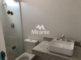 Apartamento Para Alugar com 3 quartos sendo 3 suítes no bairro Santa Mônica em Feira De Santana