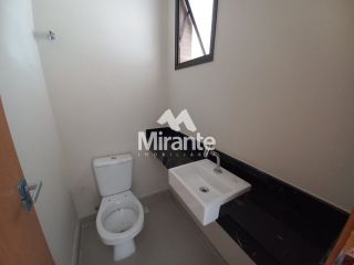 Casa de Condomínio Para Vender com 4 quartos 2 suítes no bairro Lagoa Salgada em Feira De Santana