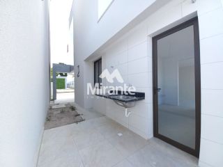 Casa de Condomínio Para Vender com 4 quartos 2 suítes no bairro Lagoa Salgada em Feira De Santana