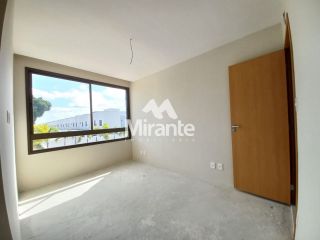 Casa de Condomínio Para Vender com 4 quartos 2 suítes no bairro Lagoa Salgada em Feira De Santana
