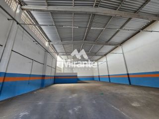 Galpão / Depósito / Armazém Para Alugar no bairro Capuchinhos em Feira De Santana