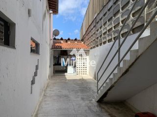 Casa Para Vender com 4 quartos sendo 4 suítes no bairro Baraúna em Feira De Santana