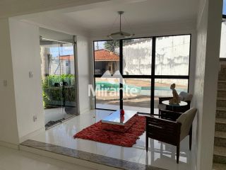 Casa Para Vender com 4 quartos sendo 4 suítes no bairro Baraúna em Feira De Santana