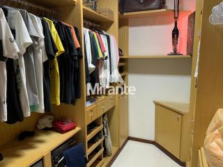 Casa Para Vender com 4 quartos sendo 4 suítes no bairro Baraúna em Feira De Santana