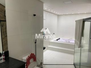 Casa Para Vender com 4 quartos sendo 4 suítes no bairro Baraúna em Feira De Santana
