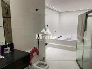 Casa Para Vender com 4 quartos sendo 4 suítes no bairro Baraúna em Feira De Santana