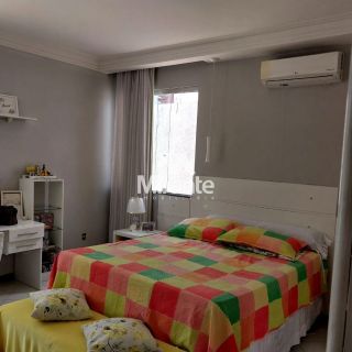 Casa Para Vender com 3 quartos sendo 1 suítes no bairro Santa Mônica em Feira De Santana