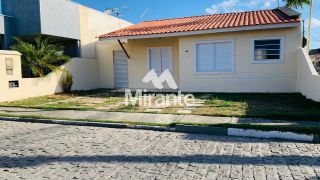 Casa de Condomínio Para Vender com 3 quartos sendo 1 suítes no bairro Sim em Feira De Santana