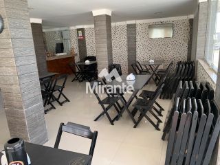 Prédio / Edifício Inteiro Comercial Para Vender no bairro Baraúnas em Feira De Santana