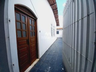 Casa Para Alugar com 3 quartos no bairro Campo Limpo em Feira De Santana