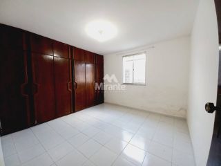 Casa Para Alugar com 3 quartos no bairro Campo Limpo em Feira De Santana