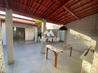 Casa Para Vender com 3 quartos sendo 2 suítes no bairro Brasília em Feira De Santana