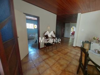 Casa Para Vender com 4 quartos sendo 3 suítes no bairro Tomba em Feira De Santana
