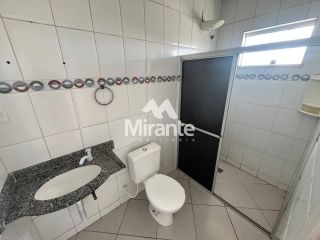 Edifício Residencial Para Vender com 9 quartos sendo 2 suítes no bairro Sobradinho em Feira De Santana