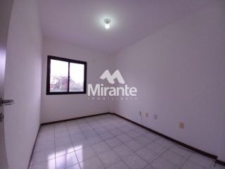Apartamento Para Alugar com 3 quartos sendo 1 suítes no bairro Ponto Central em Feira De Santana