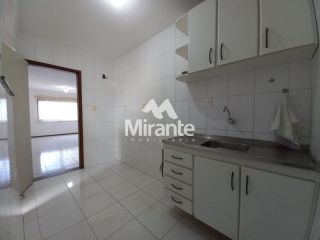 Apartamento Para Alugar com 3 quartos sendo 1 suítes no bairro Ponto Central em Feira De Santana