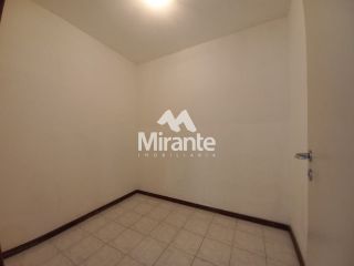 Apartamento Para Alugar com 3 quartos sendo 1 suítes no bairro Ponto Central em Feira De Santana