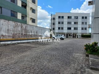 Apartamento Para Alugar com 3 quartos sendo 1 suítes no bairro Ponto Central em Feira De Santana