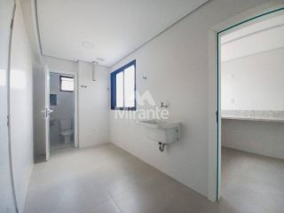 Apartamento Para Alugar com 3 quartos sendo 3 suítes no bairro Santa Mônica em Feira De Santana