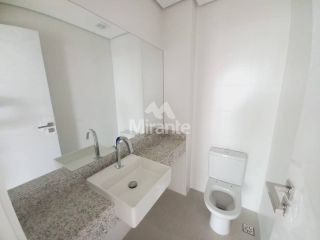 Apartamento Para Alugar com 3 quartos sendo 3 suítes no bairro Santa Mônica em Feira De Santana