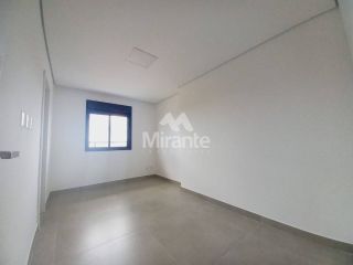 Apartamento Para Alugar com 3 quartos sendo 3 suítes no bairro Santa Mônica em Feira De Santana
