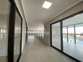 Apartamento Para Alugar com 3 quartos sendo 3 suítes no bairro Santa Mônica em Feira De Santana