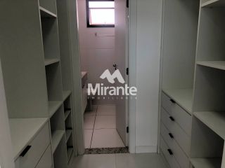 Apartamento Para Alugar com 3 quartos sendo 1 suítes no bairro Santa Mônica em Feira De Santana