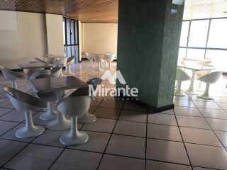 Apartamento Para Alugar com 3 quartos sendo 1 suíte no bairro Centro em Feira De Santana