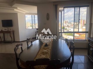 Apartamento Para Alugar com 3 quartos sendo 1 suíte no bairro Centro em Feira De Santana