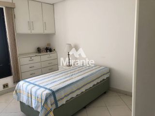 Apartamento Para Alugar com 3 quartos sendo 1 suíte no bairro Centro em Feira De Santana