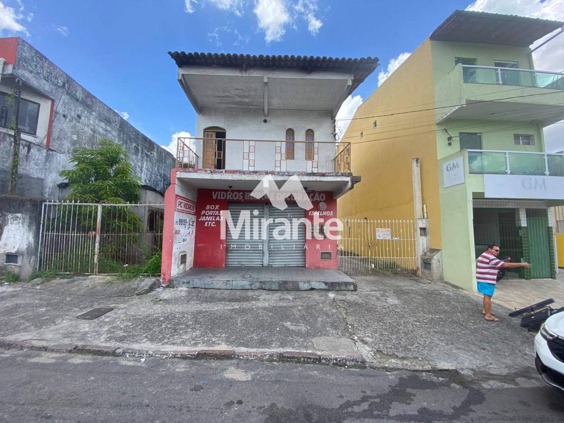 Prédio / Edifício Inteiro Comercial Para Vender no bairro Sobradinho em Feira De Santana