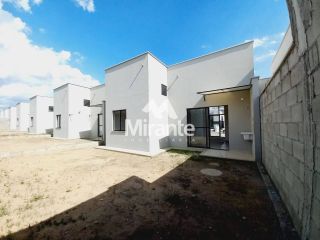 Casa de Condomínio Para Vender com 2 quartos 1 suítes no bairro Chaparral em Feira De Santana